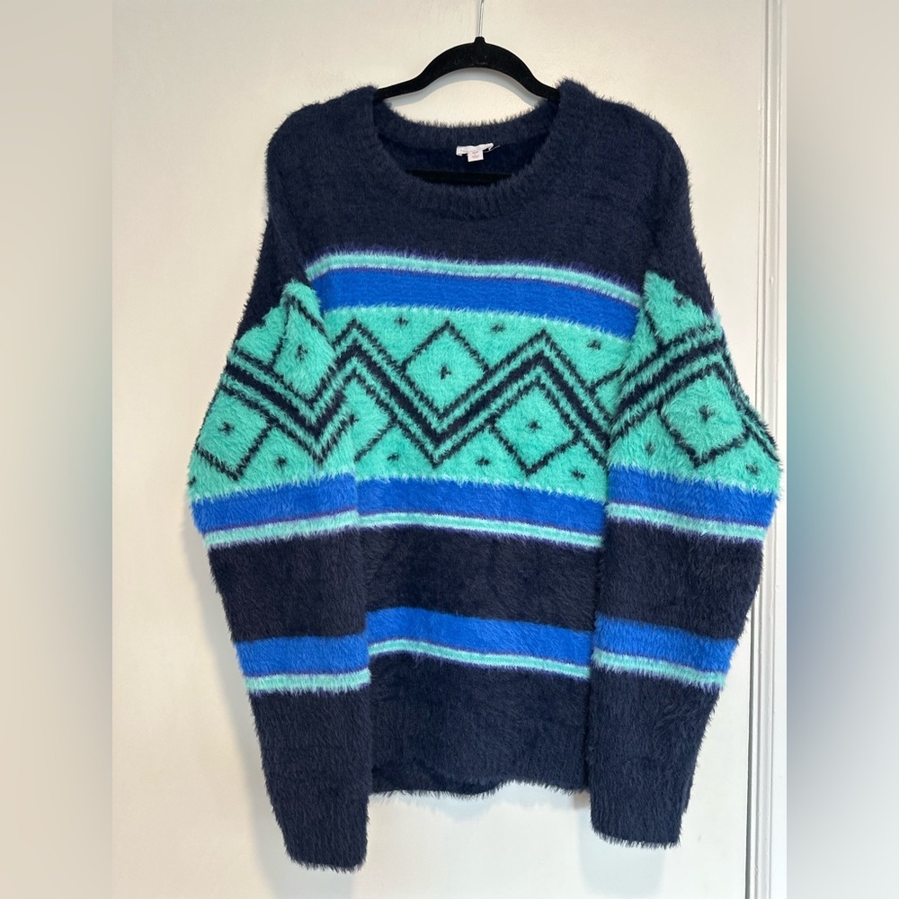 Holiday Lane Men’s Sz: L Blue Fuzzy Geometric Colorful Pullover Sweater.